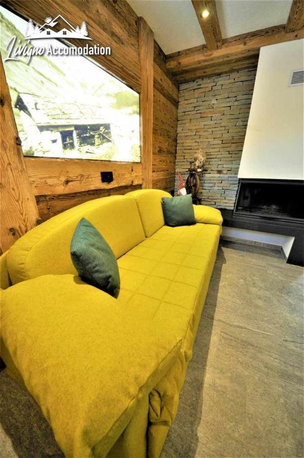 Mountain Chalet Scoiattolo By Livigno Accomodation Exterior photo